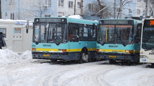 ratb_iarna_arhivafoto_ro_12721500.jpg