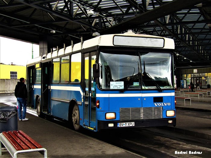 Volvo B10M #11XPU - Servicii Săcelene - 26.05.2017.JPG