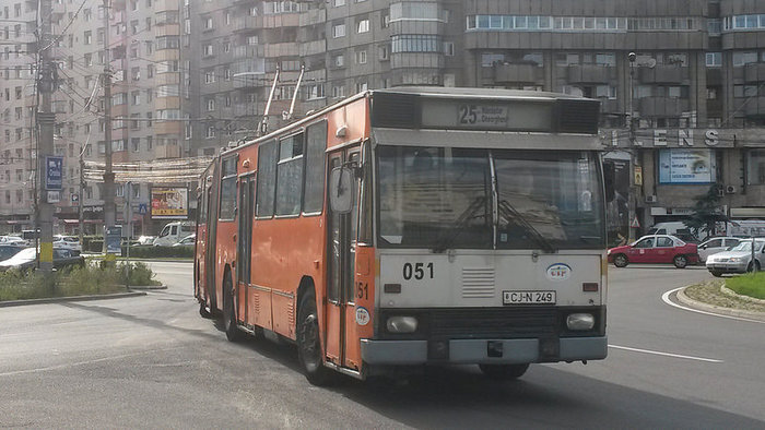 051.jpg