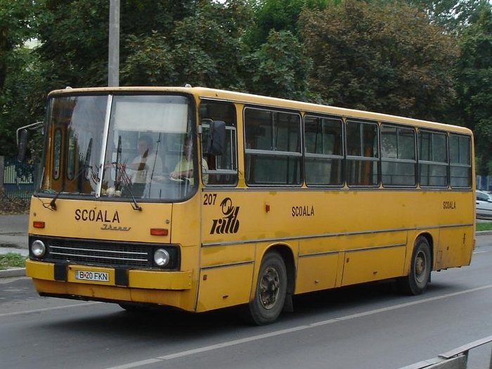 207-SCOALA-01.JPG
