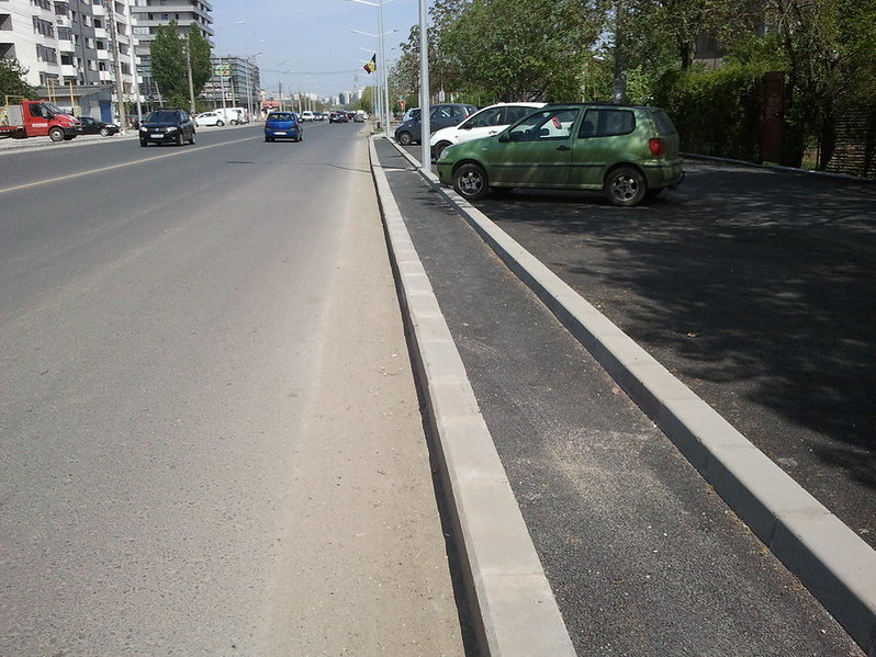 Berceni7.jpg (161.5 KiB) Vizualizat de 23541 ori Berceni7.jpg